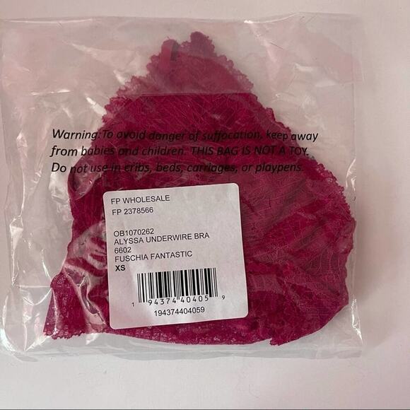 Free People Size XS Sexy Lace Alyssa Underwire Bra In Fuschia Fantastic Pink - Picture 11 of 11
